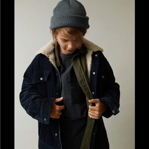 Zara Kids Navy Blue Corduroy Jacket with Cream Sherpa Collar Interior | Size 6